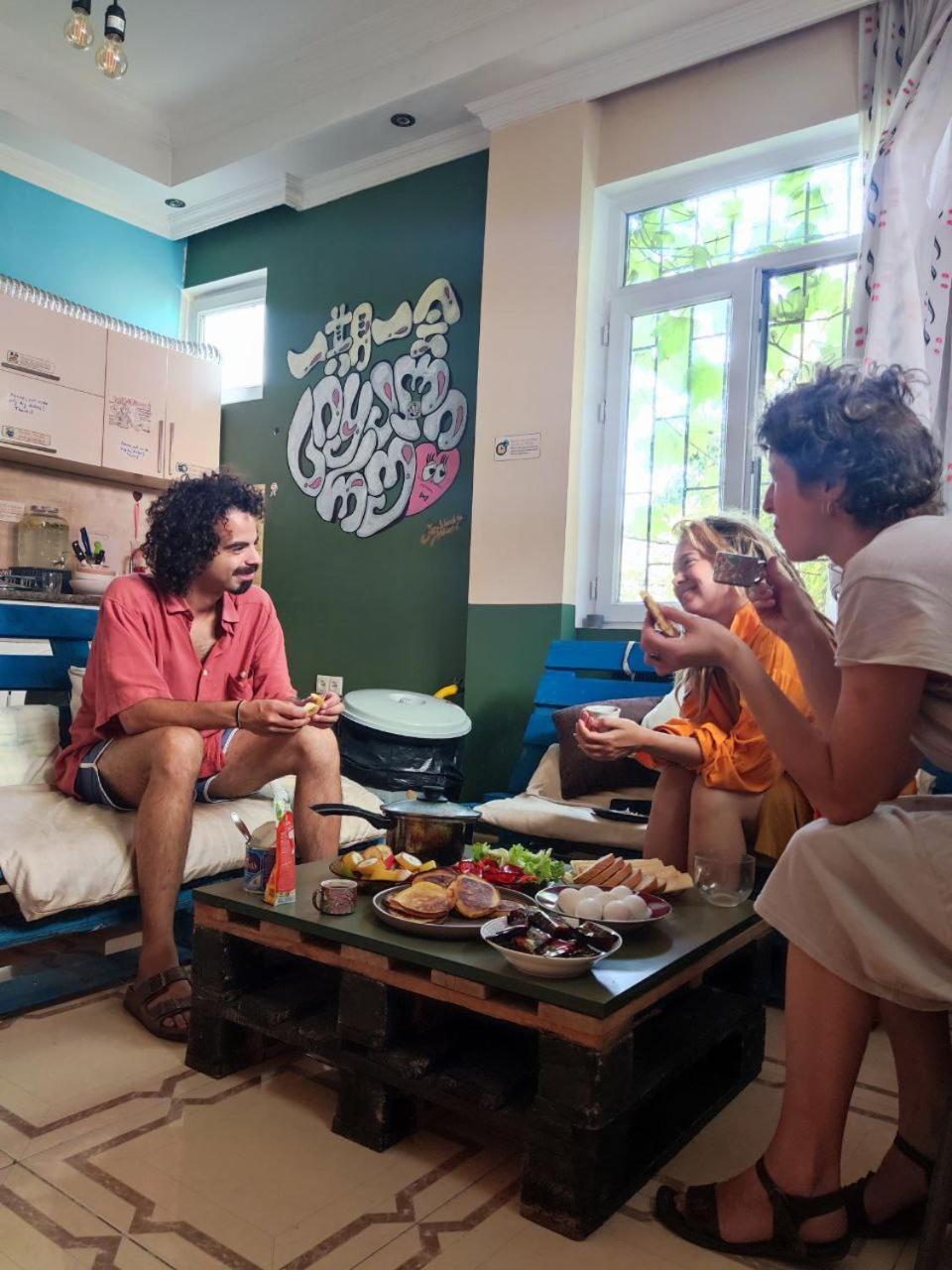 Harmony Backpackers Hostel Batumi Exteriör bild